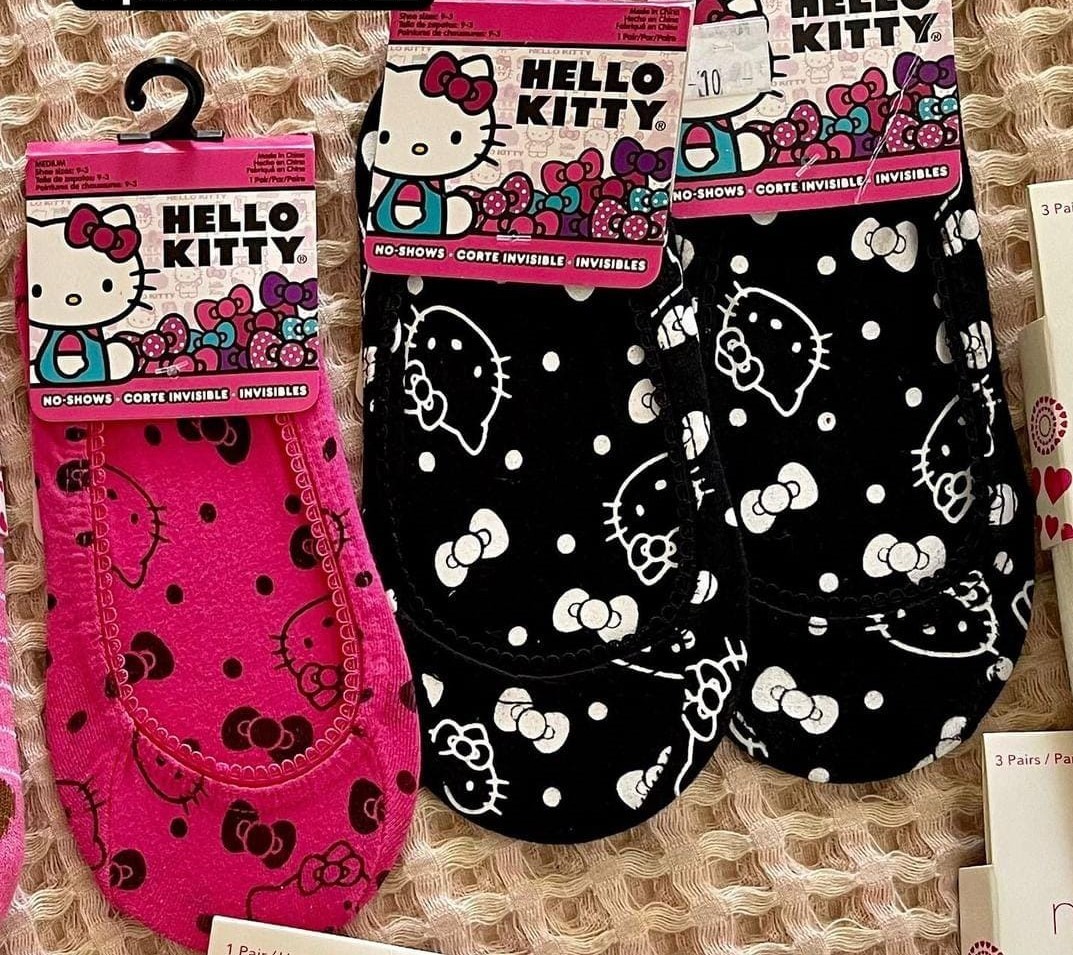 Hello Kitty No Show Girl Socks