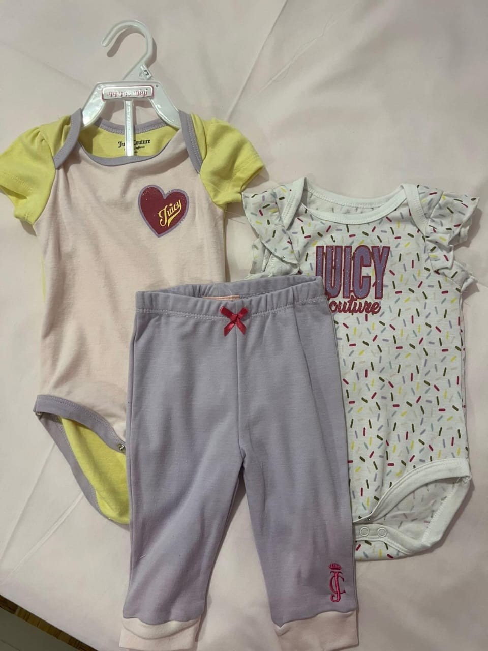 Juicy Couture (3-6m) Girl Outfit Set