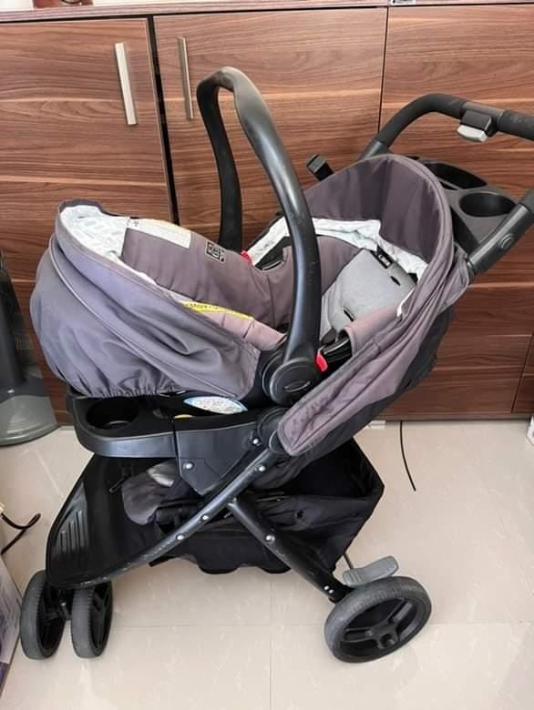 Graco SnugRide Travel System