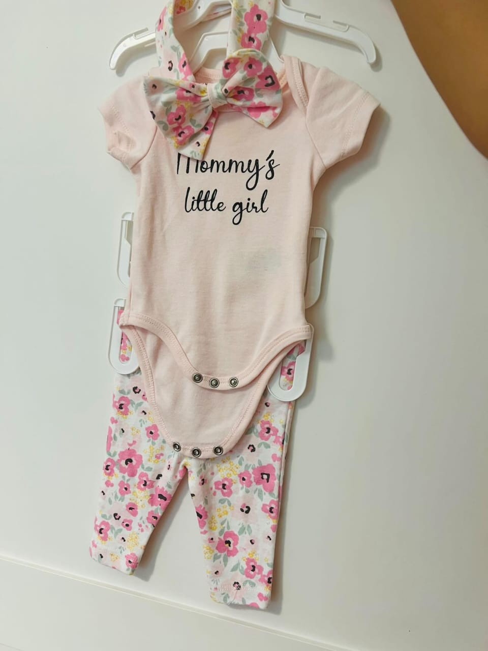 Sterling Baby (0-3m) Girl Outfit Set